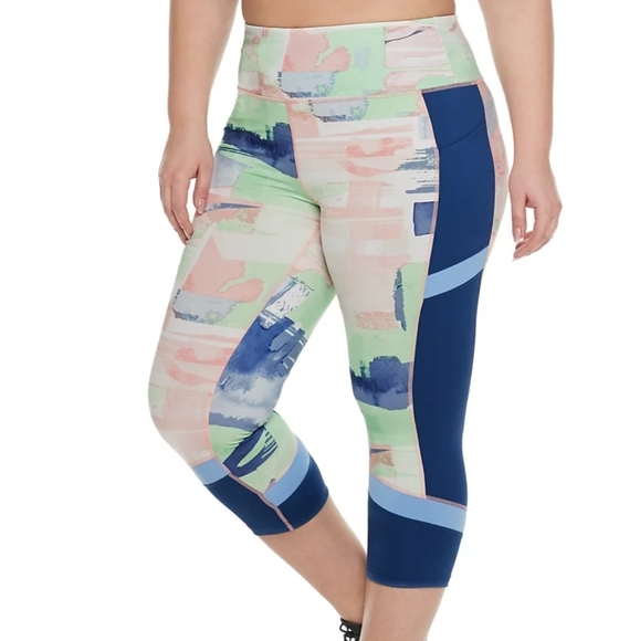 tek gear Pants - Tek Gear Colorblock Capri Leggings Size 3X